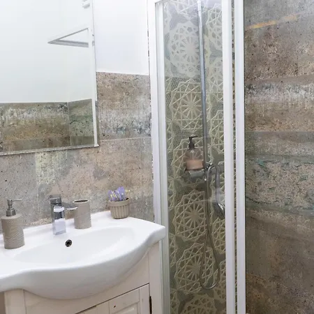 Alexis Spacious Classic 公寓 *